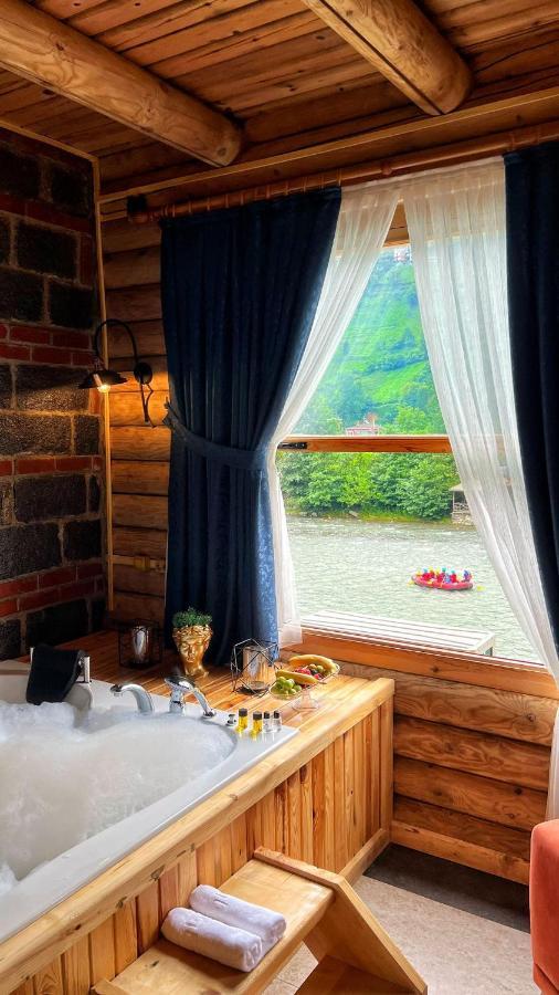 Ardeşen Heaven Vip Wooden Palace Bed & Breakfast エクステリア 写真